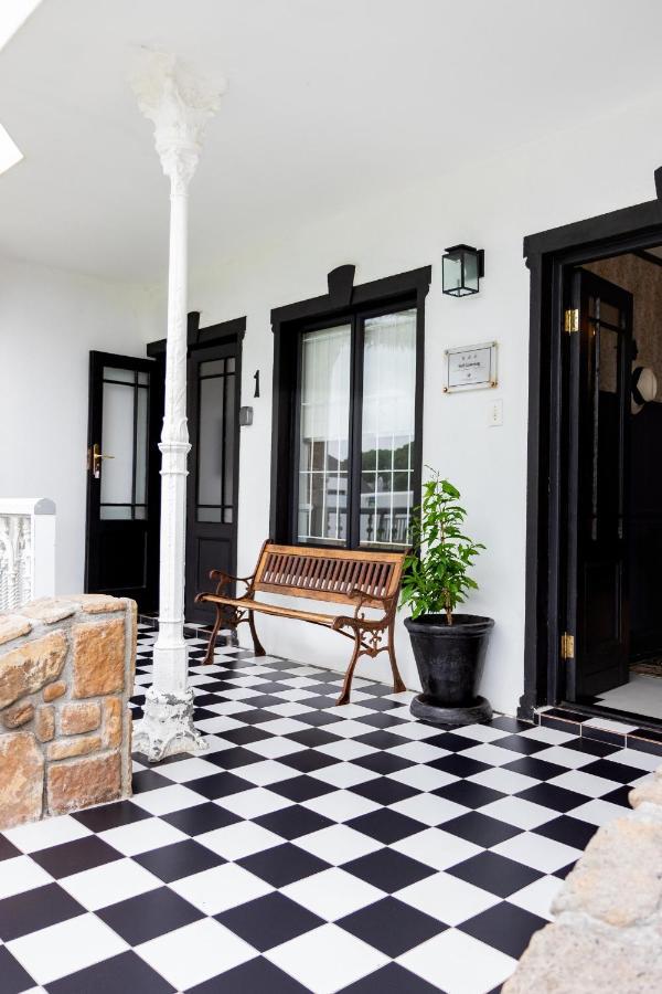 Villa Le Roc Kleinmond Accommodation エクステリア 写真