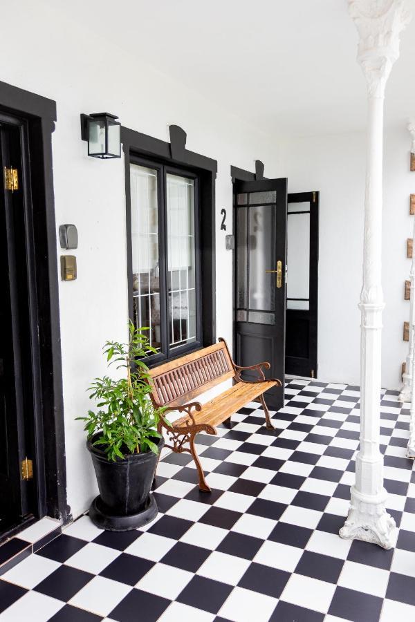 Villa Le Roc Kleinmond Accommodation エクステリア 写真