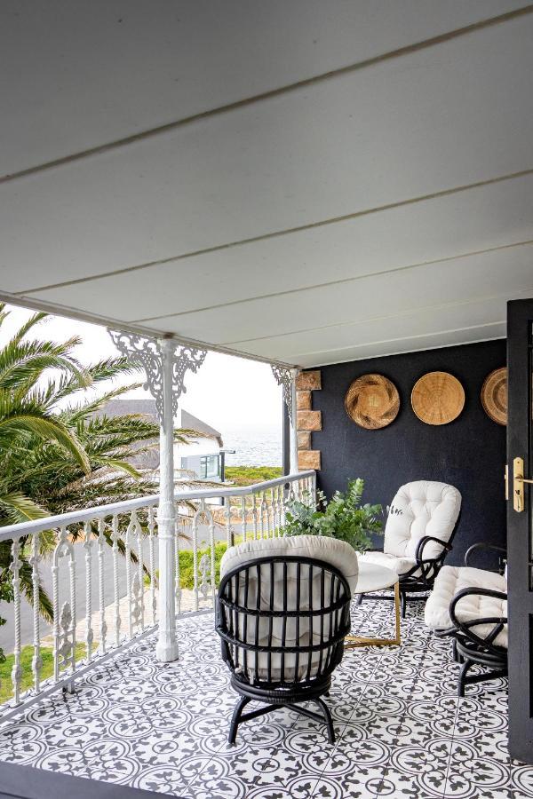 Villa Le Roc Kleinmond Accommodation エクステリア 写真