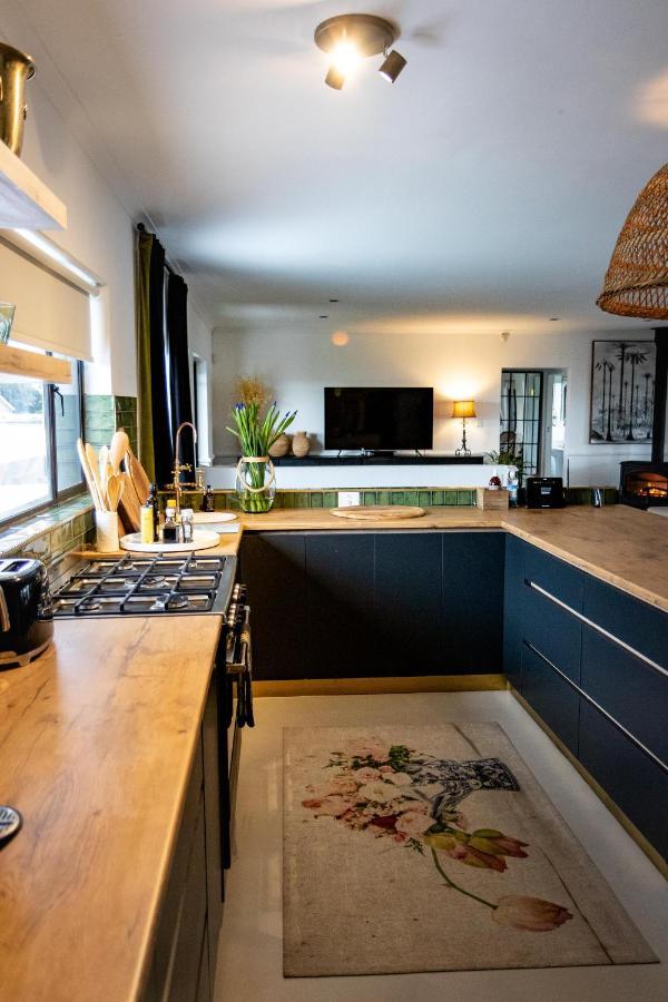 Villa Le Roc Kleinmond Accommodation エクステリア 写真