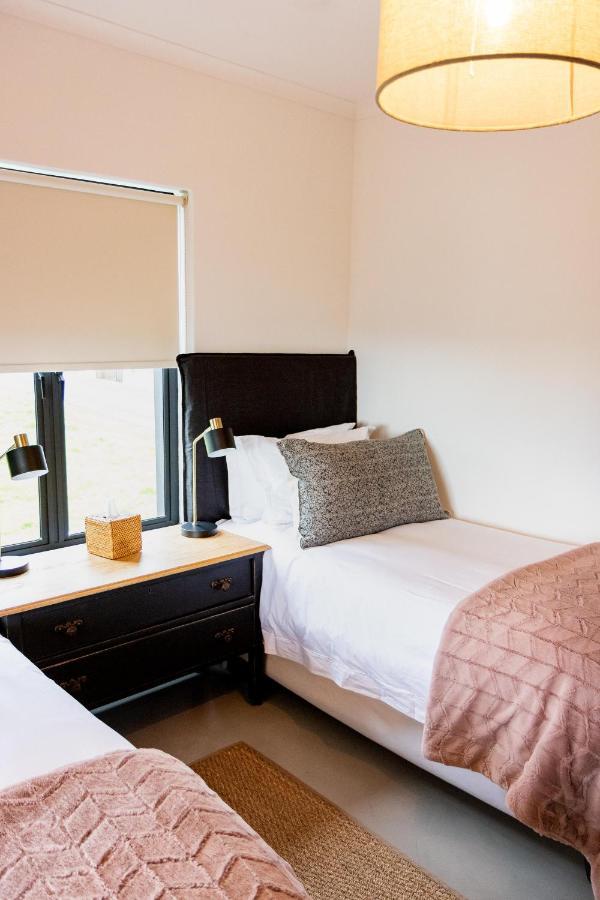 Villa Le Roc Kleinmond Accommodation エクステリア 写真